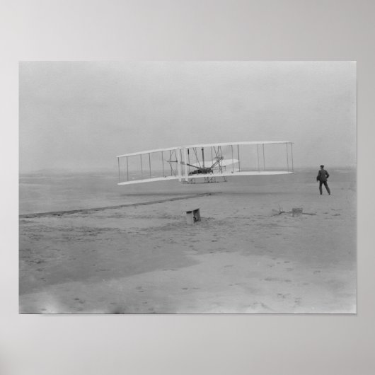 Orville Wright auf First Flight auf 30 Metern Poster (Vorne)