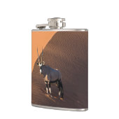 Oryx am Rand, Namibia Flachmann (Links)