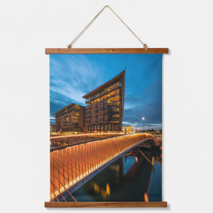 Oslo in der Nacht, Norwegen Wandteppich Mit Holzrahmen