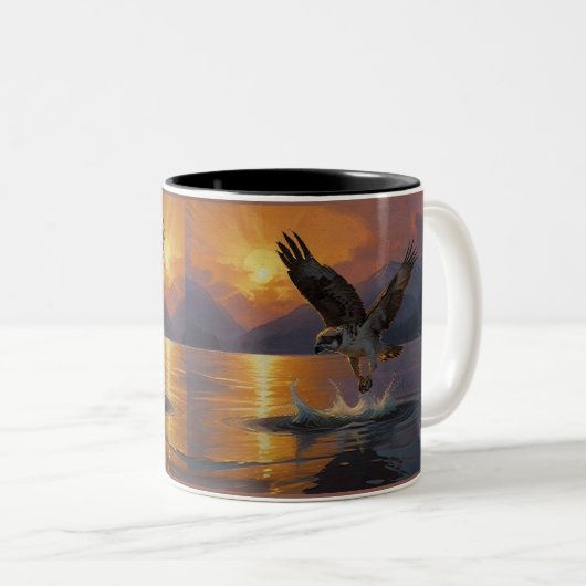 Osprey Fangen bei der Abenddämmerung Zweifarbige Tasse (VorderseiteRechts)