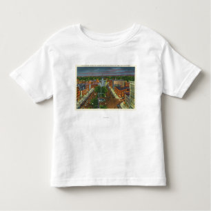 Ostansicht des öffentlichen Platzes, Stadtuhr Kleinkind T-shirt