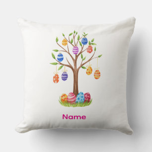 Osterbaum mit hängenden verzierten Eiern im Wasser Kissen