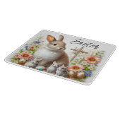 Osterbäume, Eier, Blume und ein Kreuz Schneidebrett (Ecke)