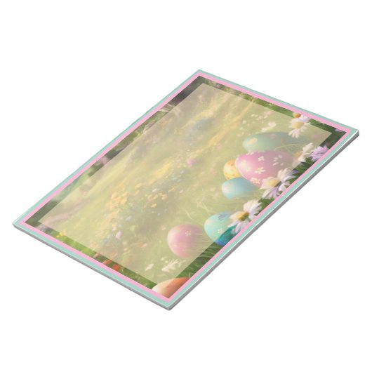 Ostereier auf der Wiese Notizblock (angewinkelt)