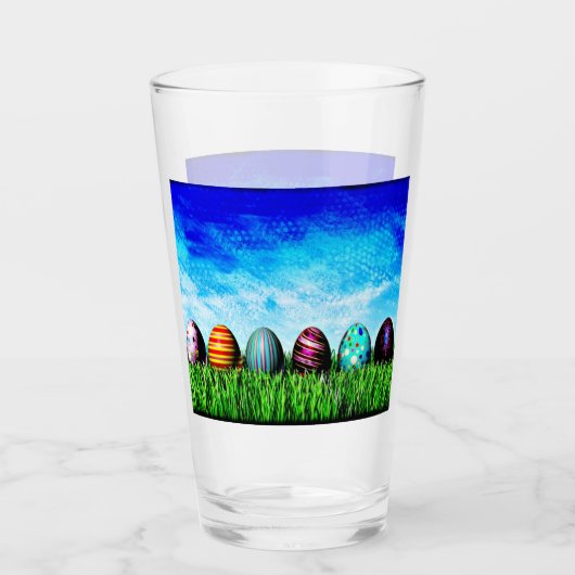 Ostereier in einer Reihe Glas (Vorderseite)