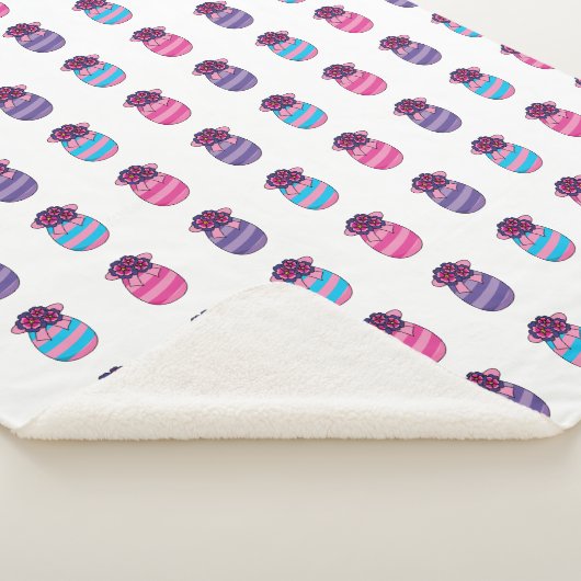 Ostereier mit Blume und Band Sherpadecke