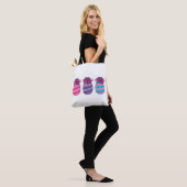 Ostereier mit Blume und Band Tasche (Am Model)