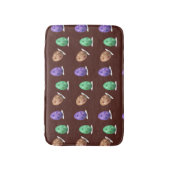 Ostereier mit Blumenmuster auf braun Badematte (Vorderseite Vertikal)