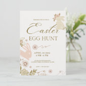 Ostereierjagd Niedliche Bunnies und Eierrahmen Einladung (Stehend Vorderseite)
