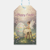 Osterfee malt Osterei Frühling Geschenkanhänger (Vorderseite)