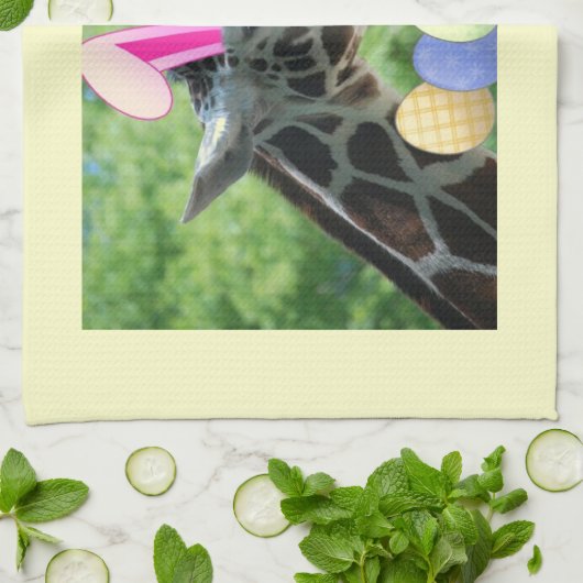 Ostergiraffe Geschirrtuch (Gefaltet)