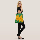 Osterglocken auf grüner Tragetasche Tasche (Am Model)