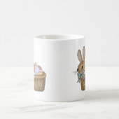 Osterhase im Korb mit Eiern Kaffeetasse (Mittel)