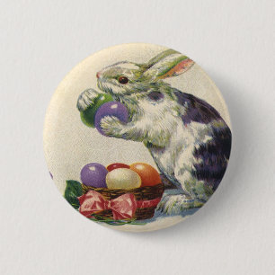 Osterhase mit Ostereiern im Korb Vintage Button