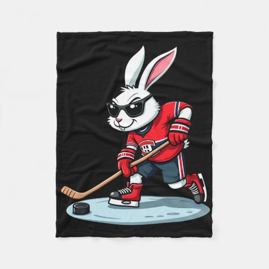 Osterhase spielt Hockey Fleecedecke (Vorderseite)