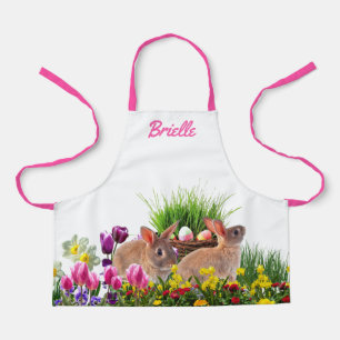 Osterhasen im Garten personalisieren   Schürze
