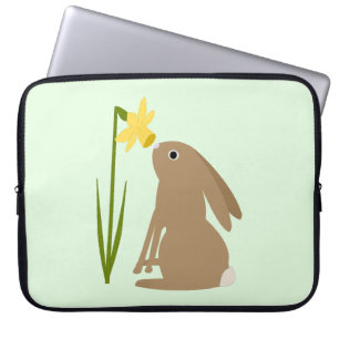 Osterhasen-Kaninchen und Daffodische Blume Laptopschutzhülle