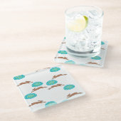 Osterhasen und Eier in Weiß Glasuntersetzer (Schrägansicht)