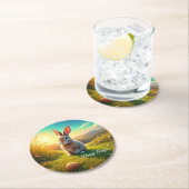 Osterhasen und farbenfrohe Eier im Frühjahrsmagie Runder Pappuntersetzer (Vor Ort)