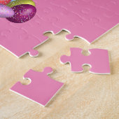Osterkaninchen mit funkelndem Eierpuzzle. Puzzle (Seite)