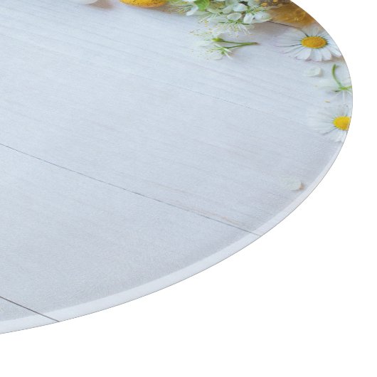 Osterkirschmuck: Gelbe Eier. Schneidebrett (Ecke)