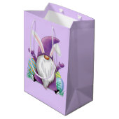 OsterLila Gnome Mittlere Geschenktüte (Rückseite Schrägansicht)