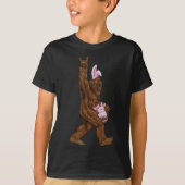 Ostern Bigfoot Bunny in einem Bysket ist Spaß für T-Shirt (Vorderseite)
