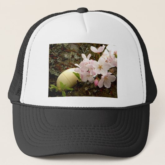 Ostern-Blüten Truckerkappe (Vorderseite)