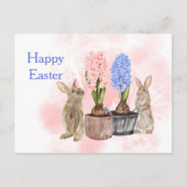 Osterrosa Blauer Kaninchen Blumenkorb Feiertagspostkarte (Vorderseite)