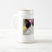 Osterschwarz-weiße Katze Bierglas (Vorderseite Links)