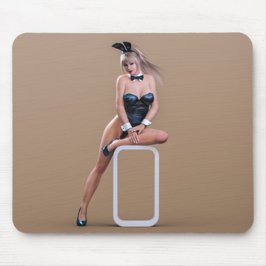 Ostersonnenmädchen sitzt auf Rundwürfel Mousepad (Vorne)