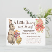 Ostersonnige Vintage Kaninchen- & HühnerBaby-Dusch Einladung (Stehend Vorderseite)