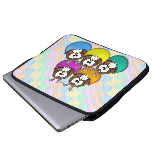 Osteruhu - Regenbogen Laptopschutzhülle (Vorne Knopf)