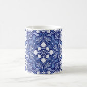 Ostethnische Henna Nahtloses Muster Kaffeetasse (Mittel)