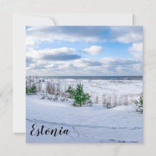 Ostseeküste im Winter schneebedeckt