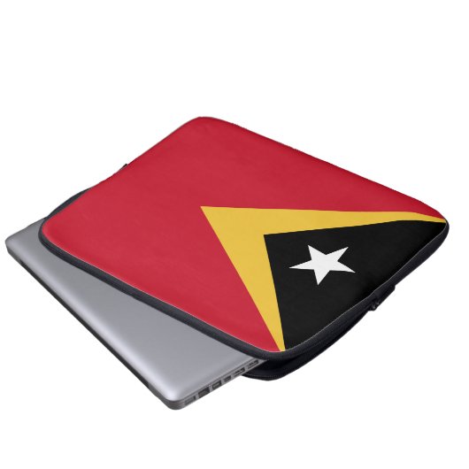 Osttimor-Flagge Laptopschutzhülle (Vorne Knopf)
