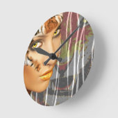 Otherkin Tiger Female Therian art, stunning makeup Runde Wanduhr (Winkel)