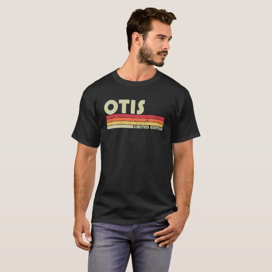 OTIS Geschenkname Personalisiert Funny Retro Vinta T-Shirt (Vorne ganz)