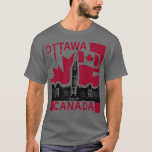 Ottawa. Kanada. Kanadische Flagge. Parliament Hill T-Shirt