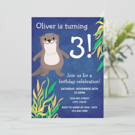 Otter Birthday Einladung (Stehend Vorderseite)