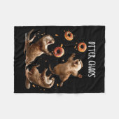 Otter Chaos Funny Bagel Fighting Sea Otters Pun An Fleecedecke (Vorderseite (Horizontal))