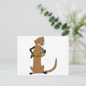 Otter Playing the French Horn Postkarte (Stehend Vorderseite)
