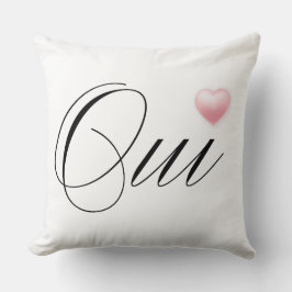 Oui Französisch für Ja mit rosa Herz Kissen
