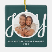 Our 1st Christmas Engaged Photo Green Keepsake Keramikornament (Vorderseite)