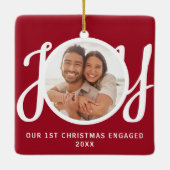 Our 1st Christmas Engaged Photo Red Keepsake Keramikornament (Rückseite)