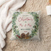 Our First Christmas as Mr & Mrs Rustic Pine Wreath Kissen (Decke)