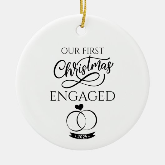 Our First Christmas Engaged 2025 Engagement Keramik Ornament (Vorne)