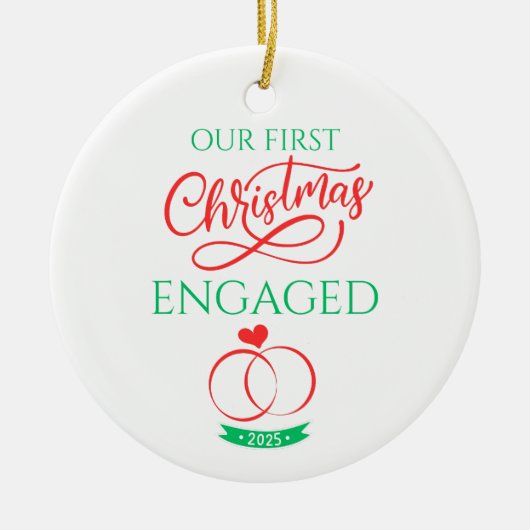 Our First Christmas Engaged 2025 Keramik Ornament (Vorne)