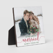 Our First Christmas Married Red Script Foto Fotoplatte (Vorderseite)