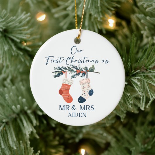 Our First Christmas | Personalized Holiday Keepsak Keramik Ornament (Baum)
